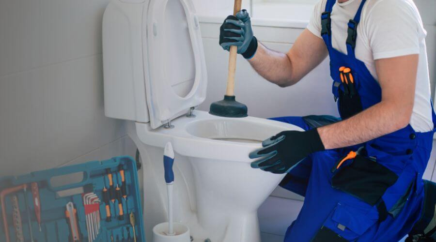 Expert burst pipe repair services in Dorothy, WV